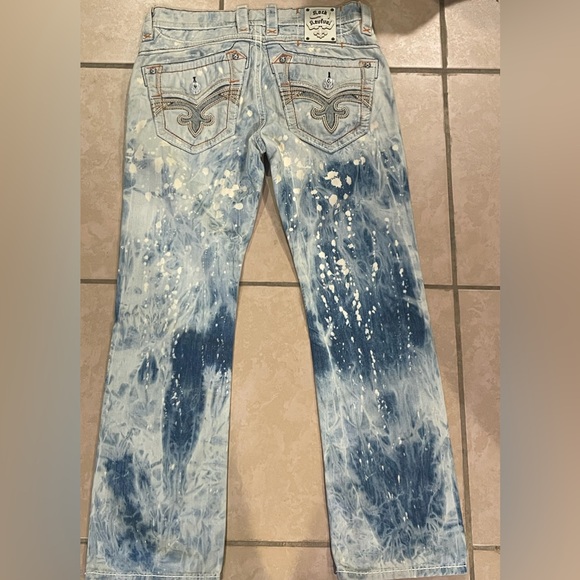 New Rock Revival Feeney Alt Straight 33 X 32 = Distressed Jeans - Picture 3 of 4